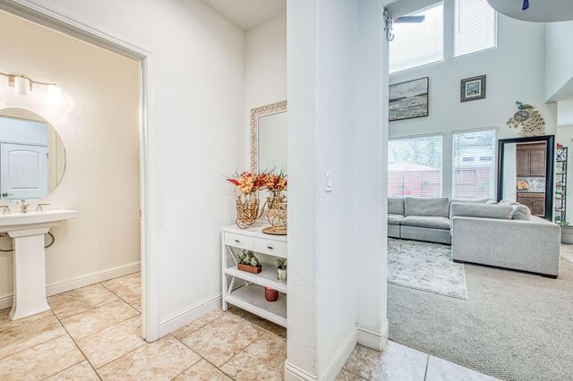 4368 N Casey Avenue, Fresno, CA 93723
