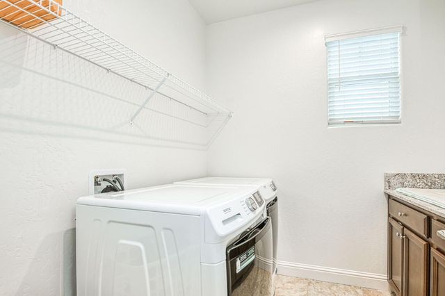 4368 N Casey Avenue, Fresno, CA 93723