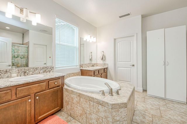 4368 N Casey Avenue, Fresno, CA 93723