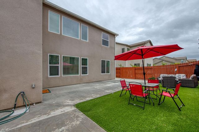 4368 N Casey Avenue, Fresno, CA 93723