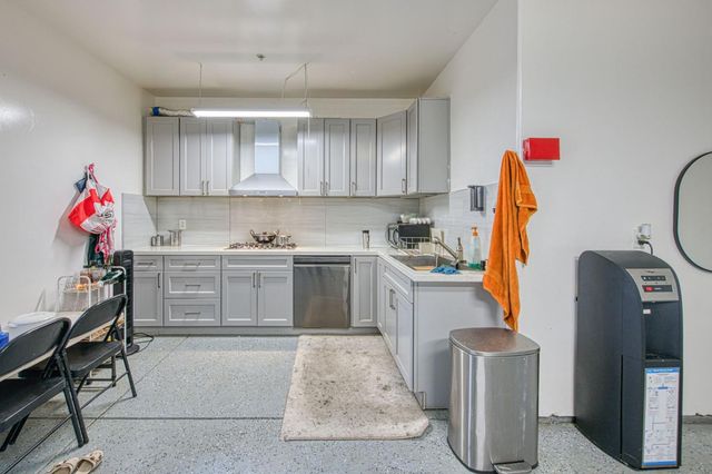4368 N Casey Avenue, Fresno, CA 93723