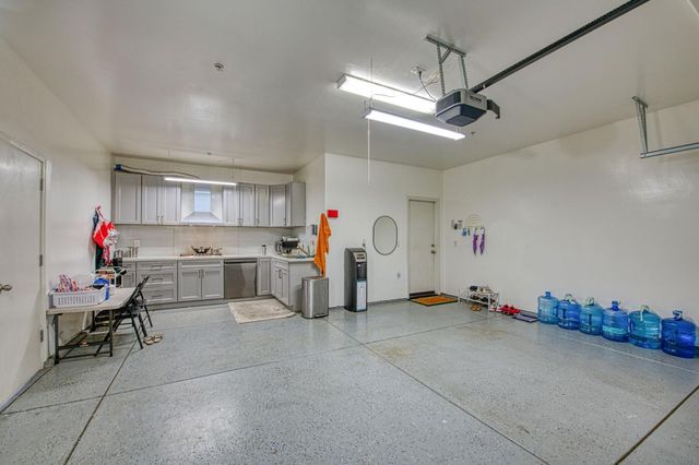 4368 N Casey Avenue, Fresno, CA 93723