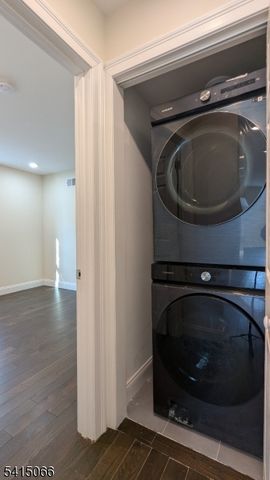 7 Maple St, Bloomfield Twp., NJ 07003