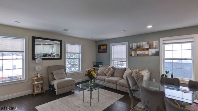 7 Maple St, Bloomfield Twp., NJ 07003