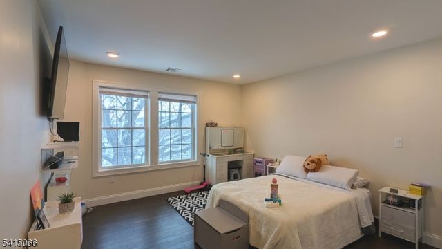 7 Maple St, Bloomfield Twp., NJ 07003