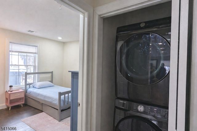 7 Maple St, Bloomfield Twp., NJ 07003