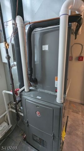 7 Maple St, Bloomfield Twp., NJ 07003