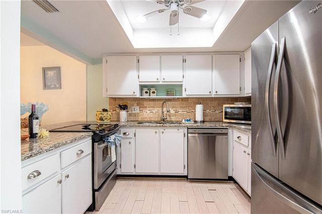 6725 Winkler RD # 203C, Fort Myers, FL 33919