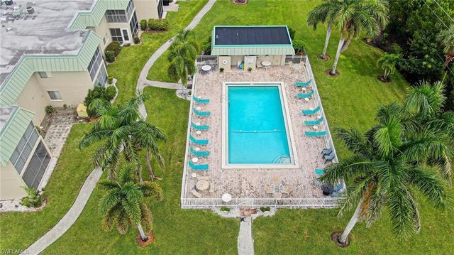 6725 Winkler RD # 203C, Fort Myers, FL 33919