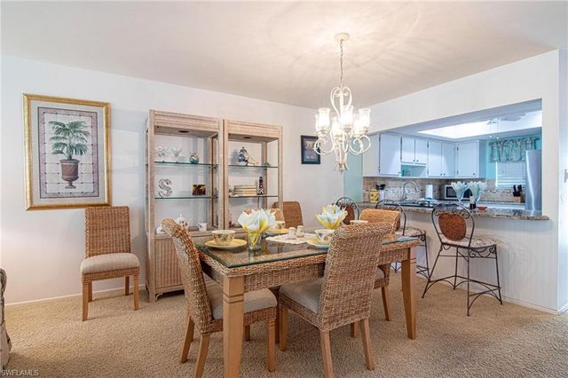 6725 Winkler RD # 203C, Fort Myers, FL 33919