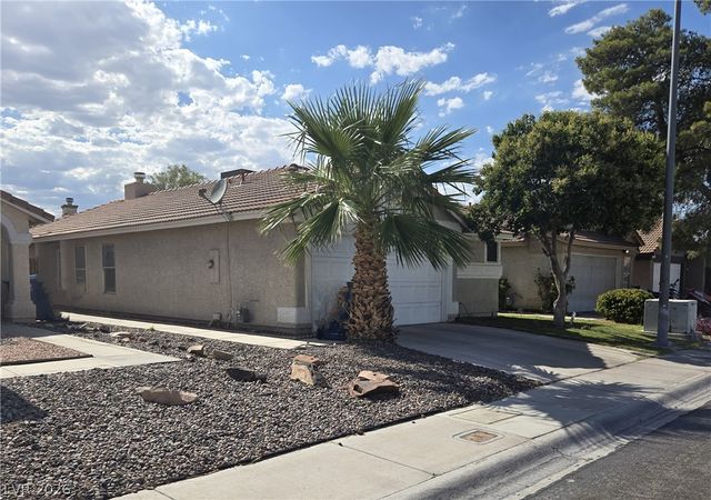 2733 Ironside Drive, Las Vegas, NV 89108
