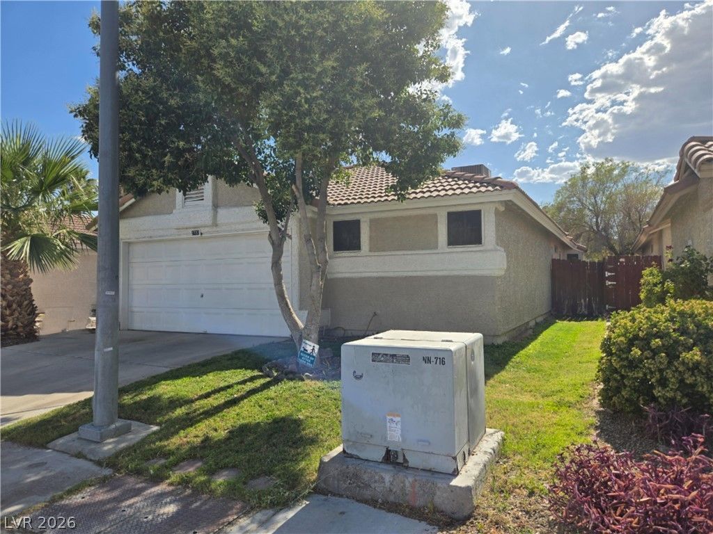 2733 Ironside Drive, Las Vegas, NV 89108