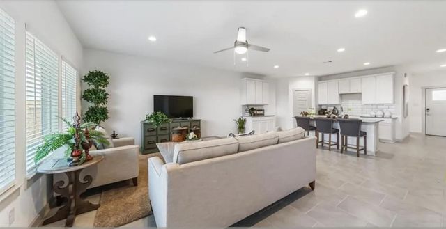8043 House Bank Lane, Rosharon, TX 77583