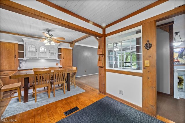 8567 Brentwood Drive, Olmsted Twp, OH 44138
