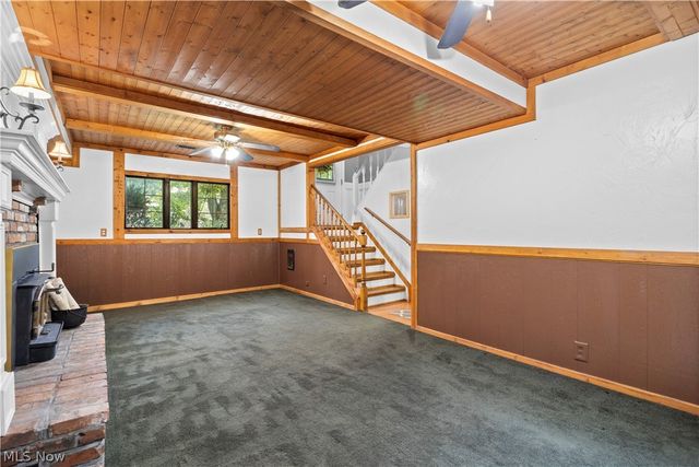 8567 Brentwood Drive, Olmsted Twp, OH 44138