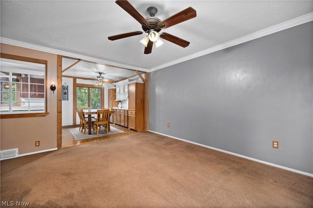 8567 Brentwood Drive, Olmsted Twp, OH 44138