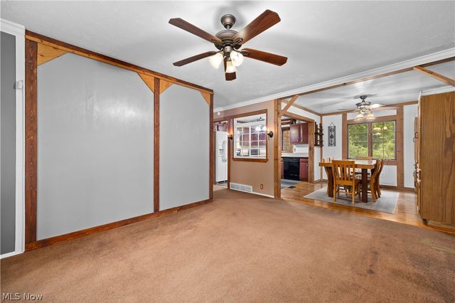 8567 Brentwood Drive, Olmsted Twp, OH 44138