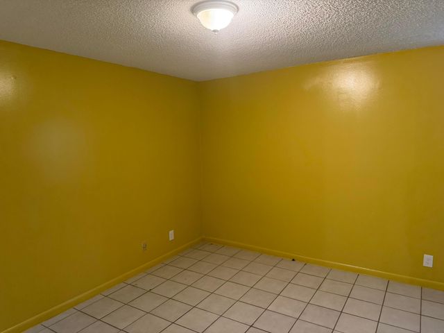 2541 NW 56th Avenue 1-19, Lauderhill, FL 33313