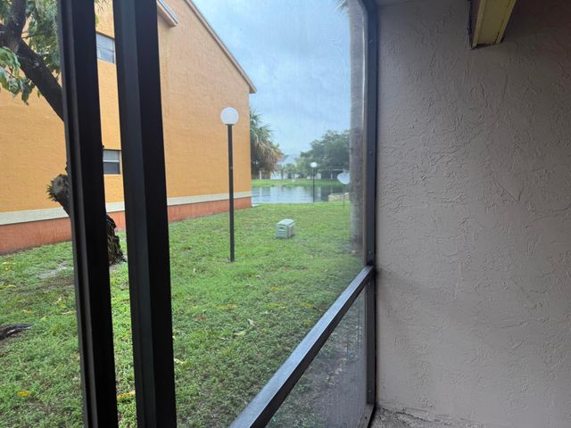 2541 NW 56th Avenue 1-19, Lauderhill, FL 33313