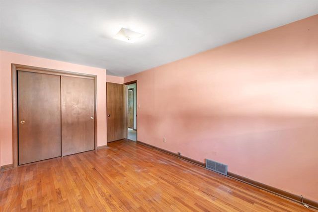 1198 KENWOOD STREET, Green Bay, WI 54304