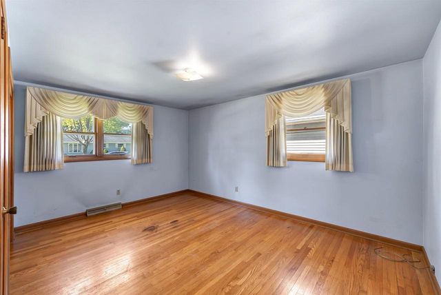 1198 KENWOOD STREET, Green Bay, WI 54304