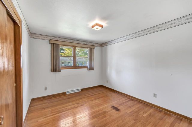 1198 KENWOOD STREET, Green Bay, WI 54304