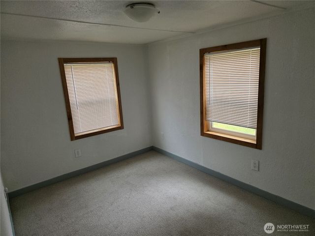 617 W H Street, Shelton, WA 98584