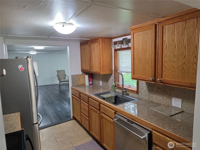 617 W H Street, Shelton, WA 98584