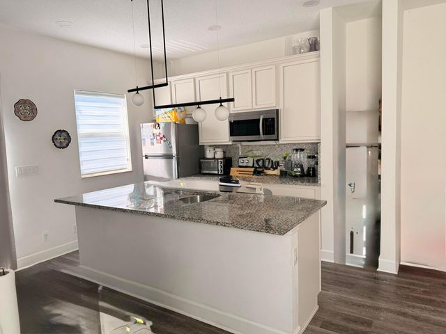 611 N F Street, Lake Worth Beach, FL 33460