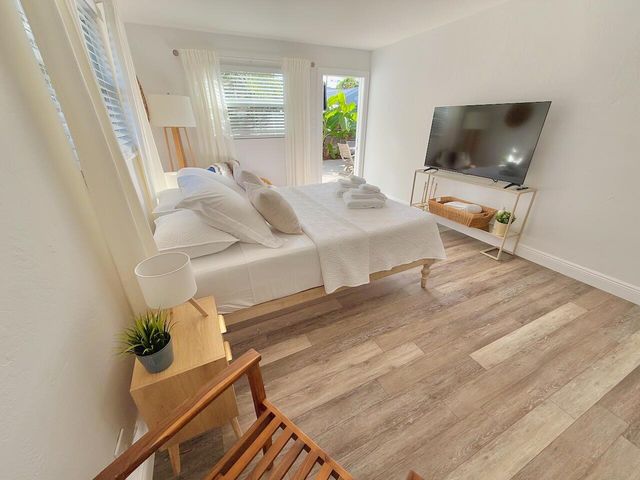 311 N Swinton Avenue, Delray Beach, FL 33444