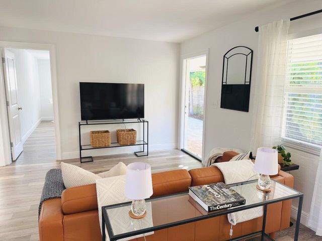 311 N Swinton Avenue, Delray Beach, FL 33444