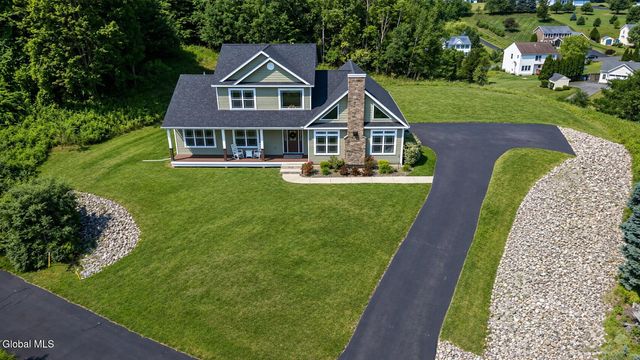55 Kent Place, North Greenbush, NY 12198