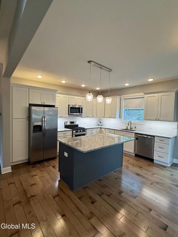 55 Kent Place, North Greenbush, NY 12198