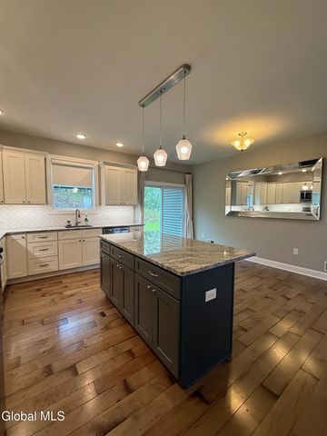 55 Kent Place, North Greenbush, NY 12198