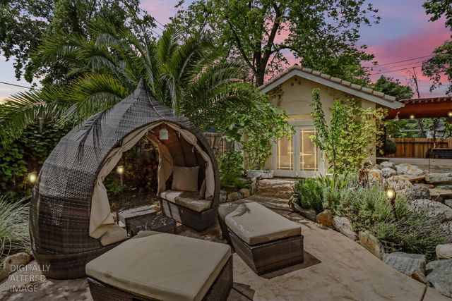 5105 Cocoa Palm Way, Fair Oaks, CA 95628