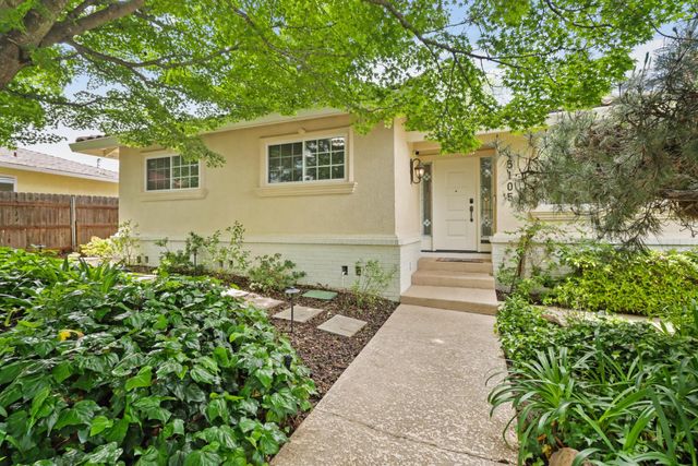 5105 Cocoa Palm Way, Fair Oaks, CA 95628