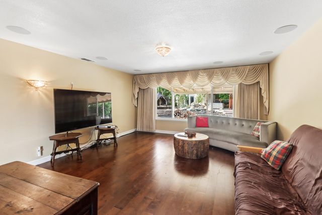 5105 Cocoa Palm Way, Fair Oaks, CA 95628