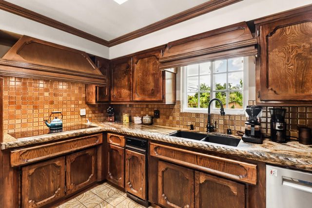 5105 Cocoa Palm Way, Fair Oaks, CA 95628