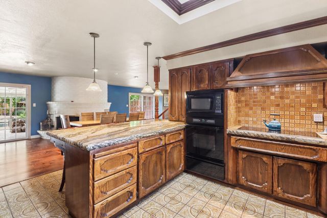 5105 Cocoa Palm Way, Fair Oaks, CA 95628