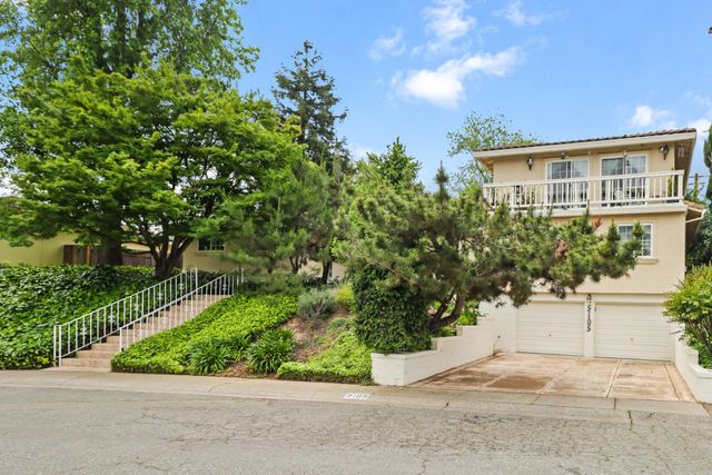 5105 Cocoa Palm Way, Fair Oaks, CA 95628