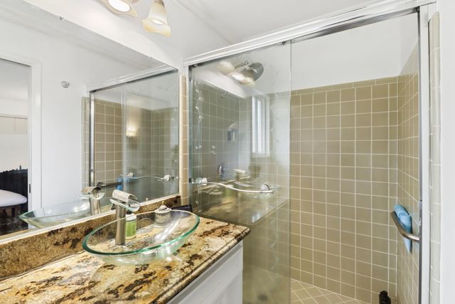 5105 Cocoa Palm Way, Fair Oaks, CA 95628