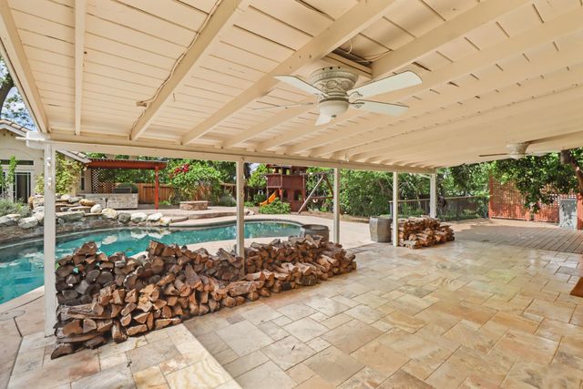 5105 Cocoa Palm Way, Fair Oaks, CA 95628