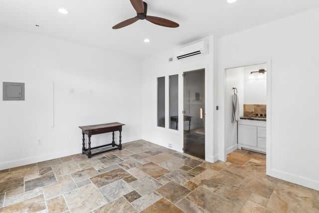 5105 Cocoa Palm Way, Fair Oaks, CA 95628