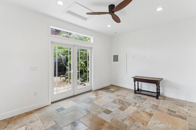 5105 Cocoa Palm Way, Fair Oaks, CA 95628