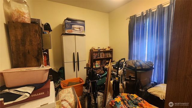 2215 Cherry Street, Hoquiam, WA 98550
