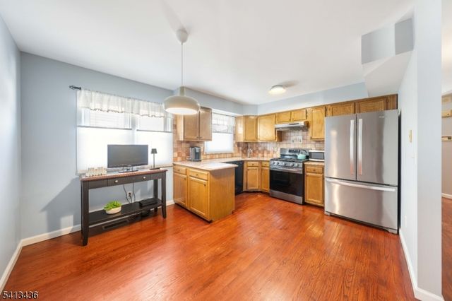 120 Parkside Dr, Union Twp., NJ 07083