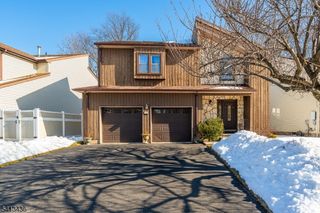 120 Parkside Dr, Union Twp., NJ 07083