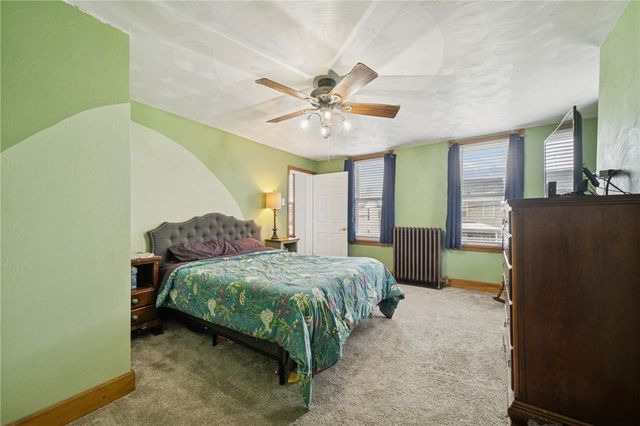 139 N Diamond St, Mt Pleasant Boro, PA 15666