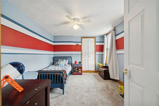 139 N Diamond St, Mt Pleasant Boro, PA 15666