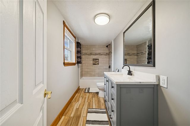 139 N Diamond St, Mt Pleasant Boro, PA 15666